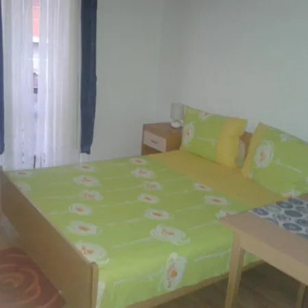 Pensjonat Krbuljić Hava 2*