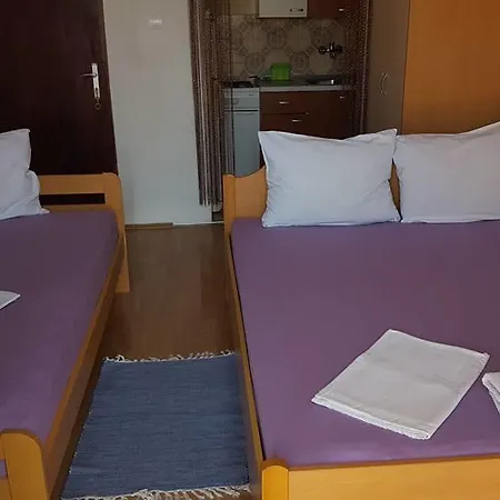 Krbuljić Hava Hvar Town