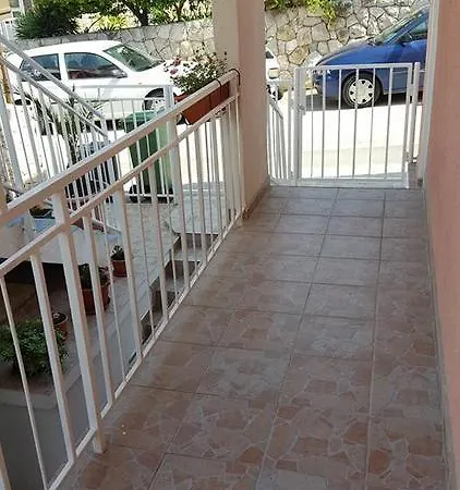 Alissa Hvar Town
