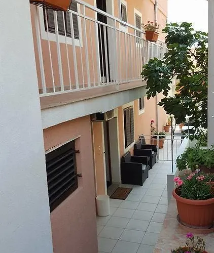 Gostinjska kuća Alissa